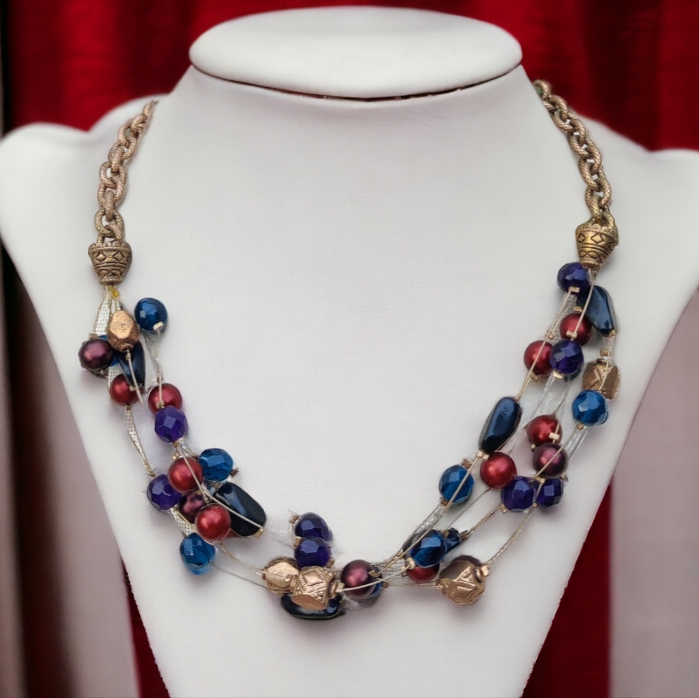 Chicos Genuine pearl and glass necklace